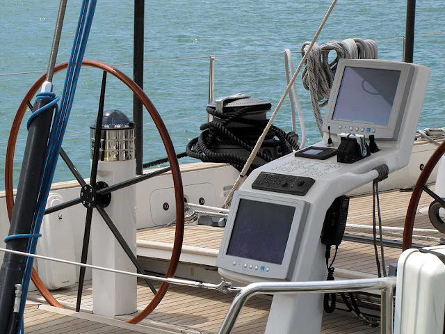 Alarife Cien, yacht a vela, porto di Livorno