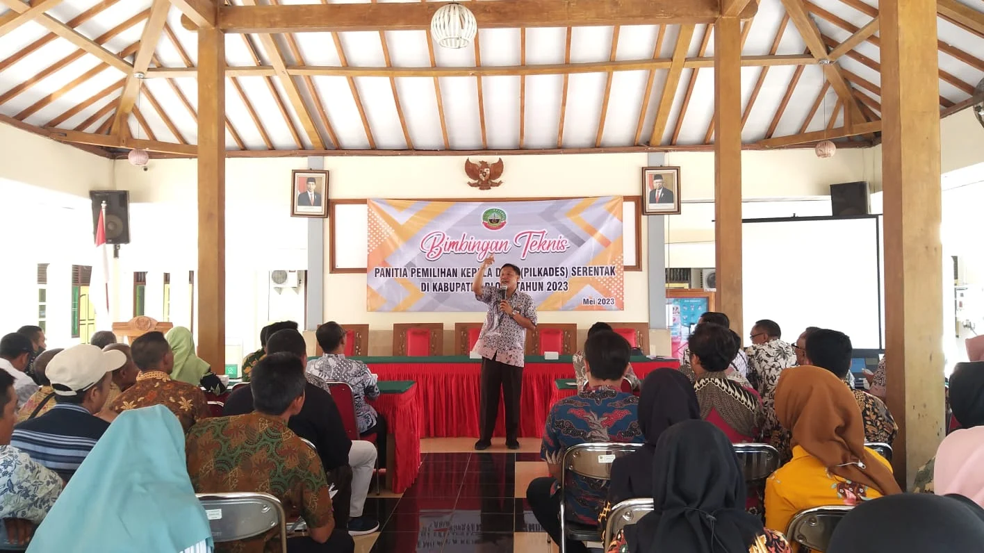 Sosialisasi Pemilihan Kepala Desa Serentak Kepada Calon Kepala Desa Tahun 2023