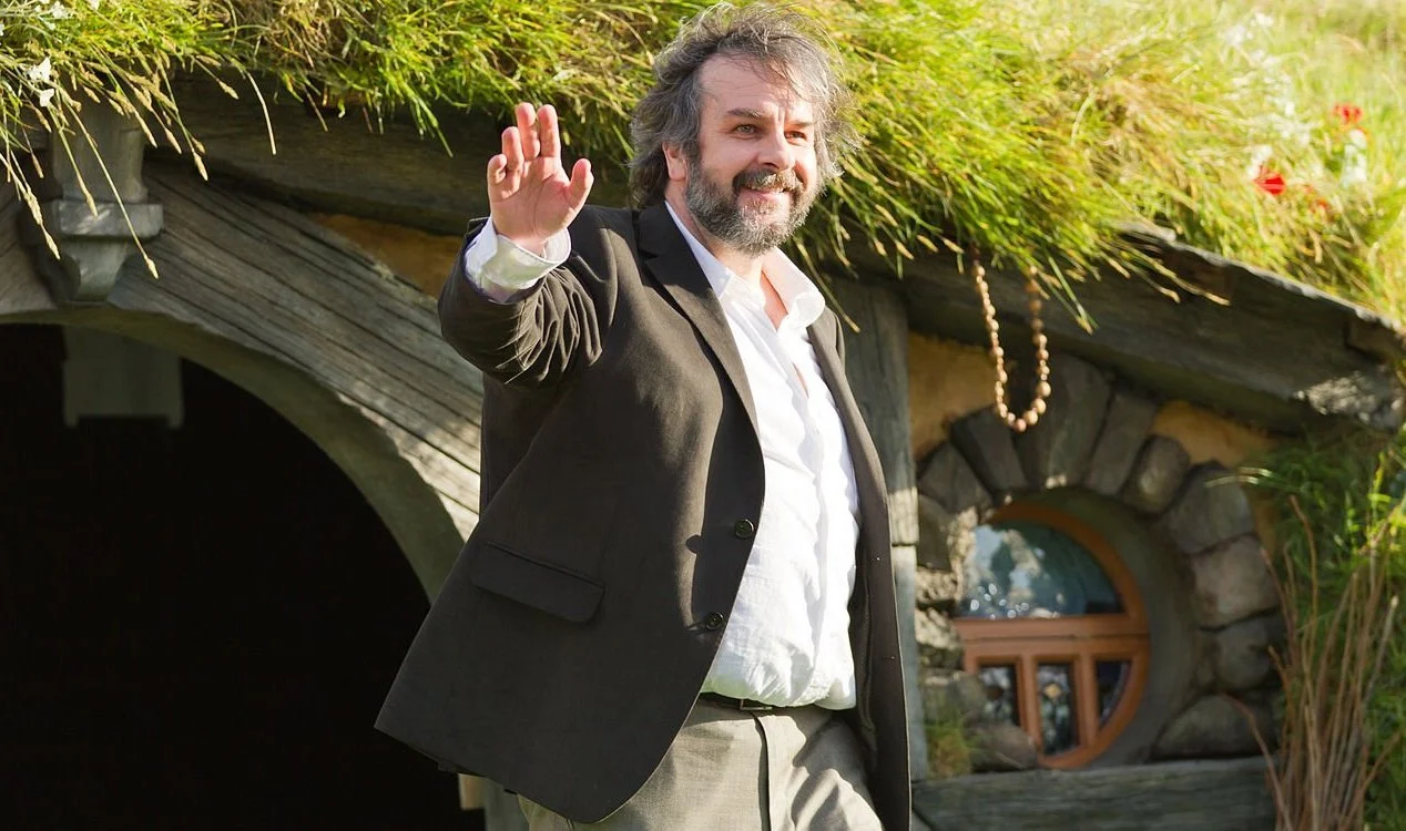 Peter Jackson está ajudando a ressuscitar uma espécie de pássaro gigante extinto.