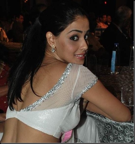 Genelia-CNBC-14