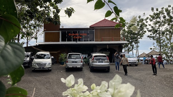 gubak hills cafe bandar lampung