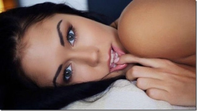 random-hot-girls-37