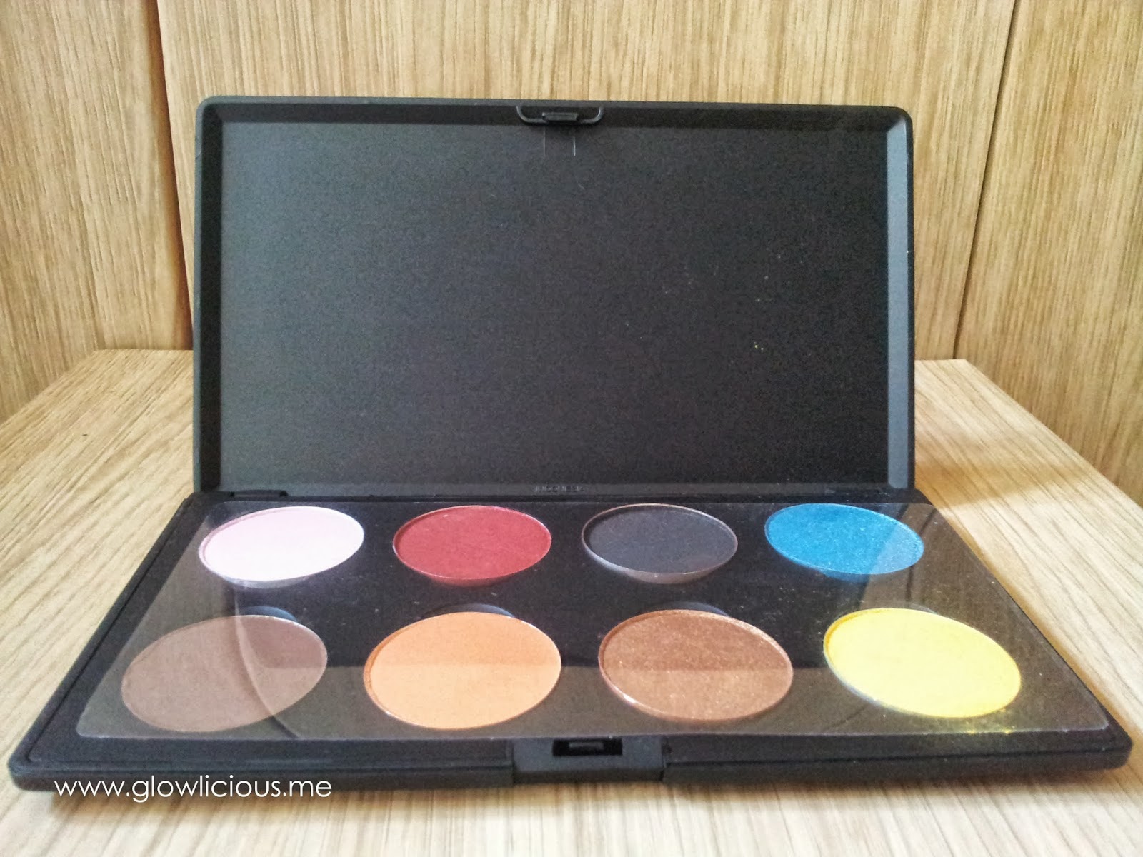 PAC Eyeshadow Pearly Palette Review, Swatches & Photos 