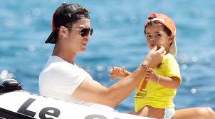 Anak Cristiano Ronaldo yang comel sudah besar