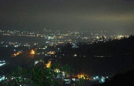  Kota Bandung merupakan kota metropolitan terbesar di Provinsi Jawa Barat 5 Tempat Wisata di Bandung Dengan Suasana Alam Romantis
