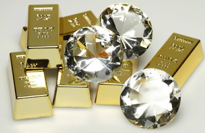 Which is better, gold or diamonds? The truth is hidden behind the scenes.