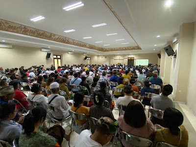  PAWINTENAN DAN METATAH MASSAL PHDI KOTA DENPASAR DISERBU UMAT