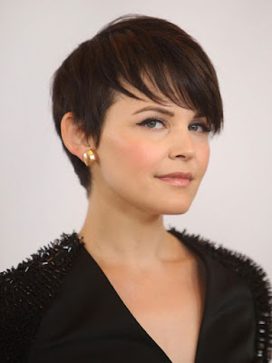 Model rambut pendek wanita short bob waves