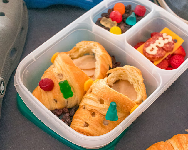 How to Make a Crocs Food Art School Lunch Idea for Your Kids!