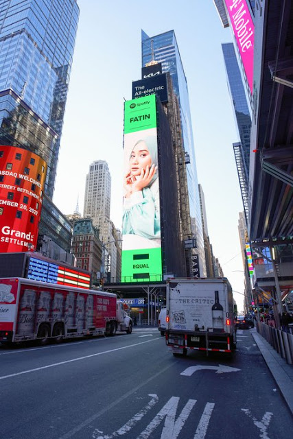 Fatin Dinobatkan Sebagai Duta EQUAL Spotify dan tampil di Billboard Times Square New York, USA 