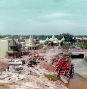 . history of one of the most famous of early Walt Disney World phenomena. (swanbconstruction )
