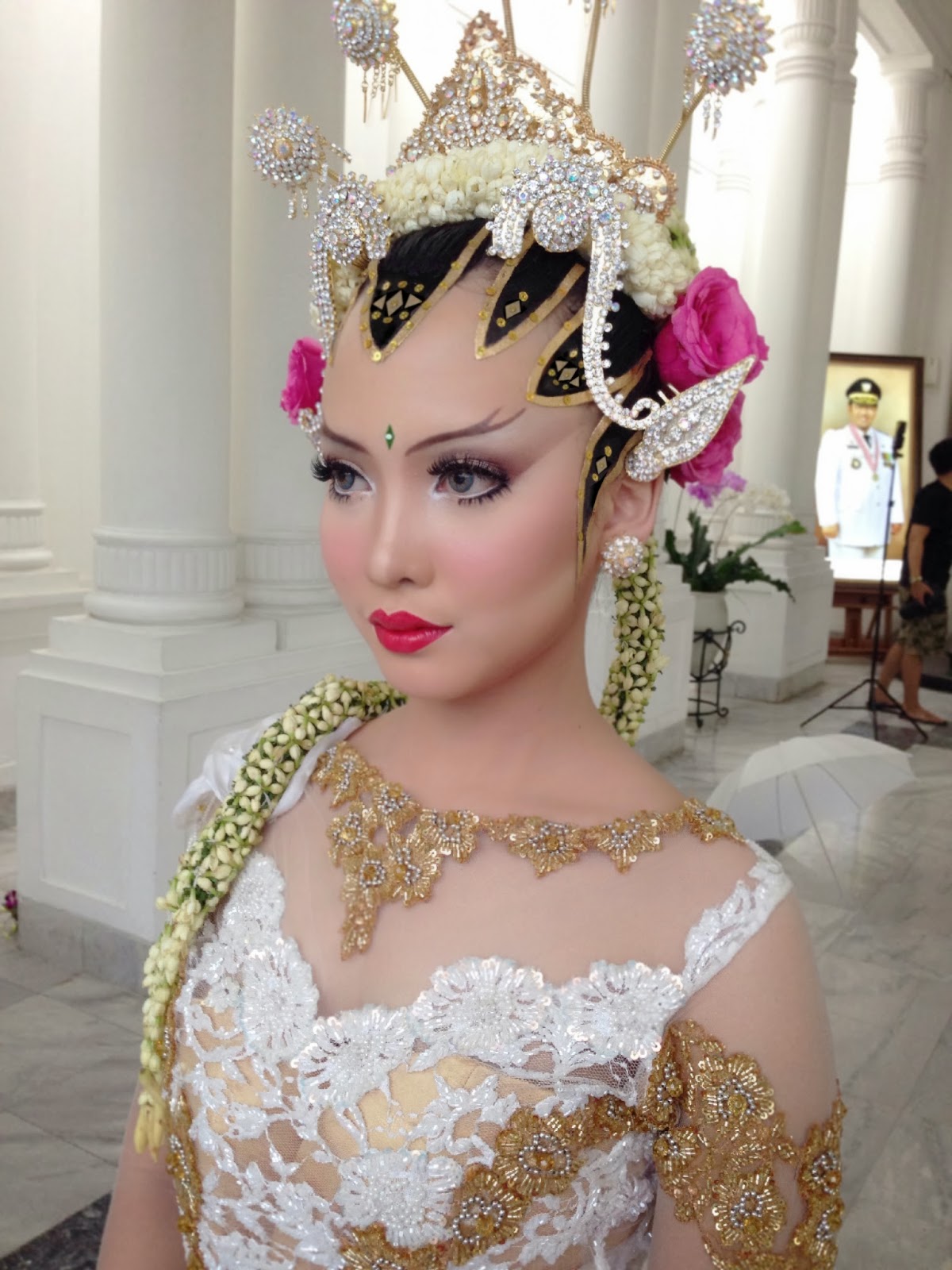 Vannesza make up artist Bandung: Pengantin Modifikasi Paes 