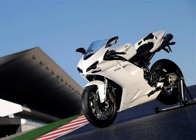 70 sports bikes pictures in HD