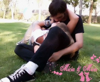 Emo Love Kissing. Emo Love Kiss. emo love kiss.