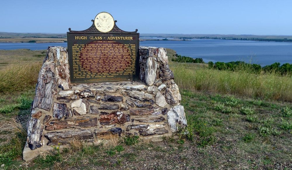 hugh-glass-memorial-3