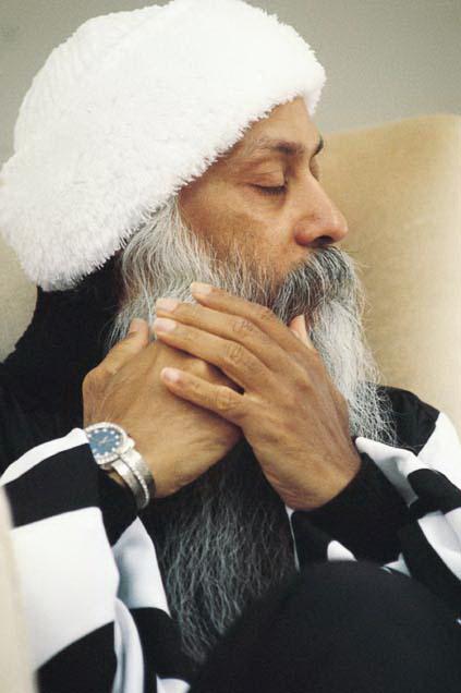 Osho Photographs - Osho In Rajneeshpuram Part-28