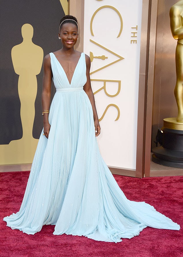 Lupita Nyong'o Academy Awards 2014 Red Carpet Oscars Celebrity Melanie.Ps blogger Toronto The Purple Scarf