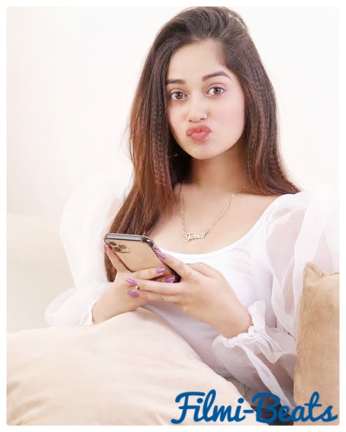 Jannat Zubair Rahmani wallpaper & Biography