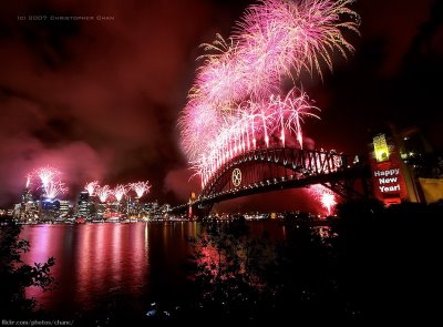 [fireworks-show-04.jpg]