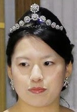diamond necklace tiara princess takamado japan ayako