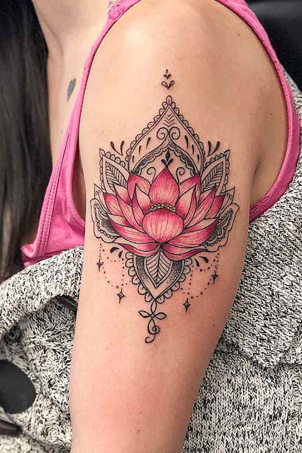 40 tatuagens na cor rosa para sua inspiração!