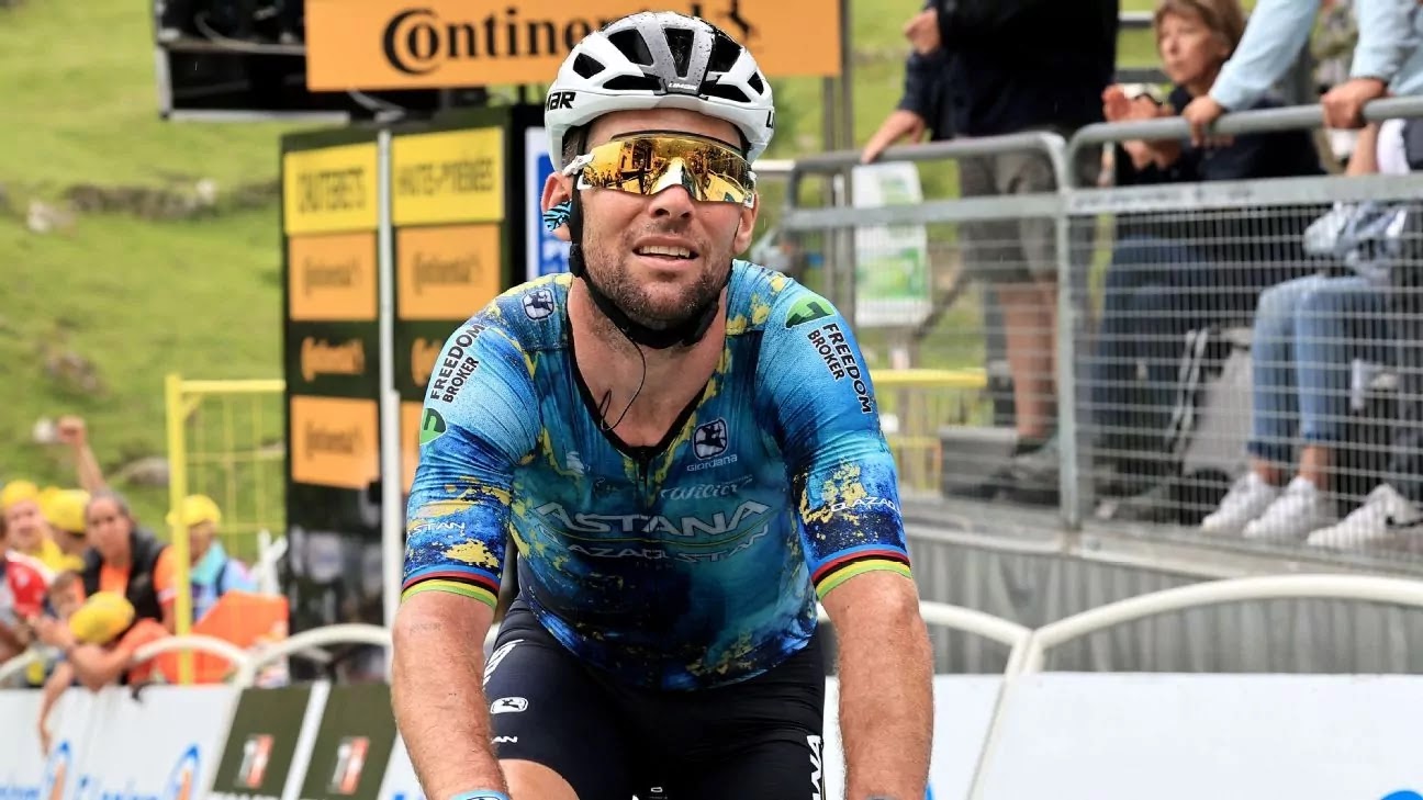 Mark Cavendish Crashes Out of His Final Tour de France