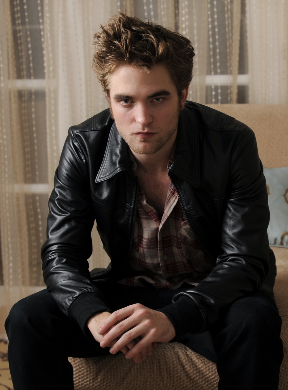 Hair Style: Robert Pattinson Hairstyles