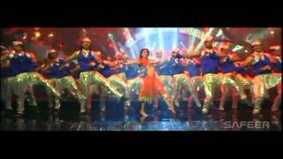 Heroine Kareena Kapoor Movie Halkat Jawani Song