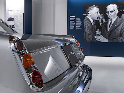 Gianni Agnelli e Ferrari. L’eleganza del mito