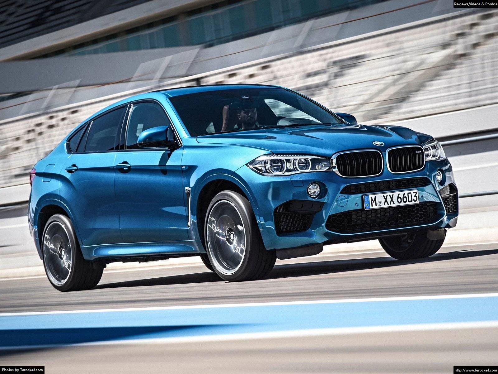 Hình ảnh xe ô tô BMW X6 M 2016 & nội ngoại thất