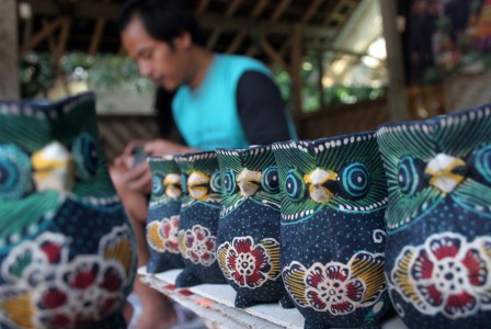 DESA WISATA BATIK KAYU  KREBET PESONA YOGYAKARTA 