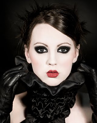 goth makeup tutorial. Gothic Makeup Tutorial.