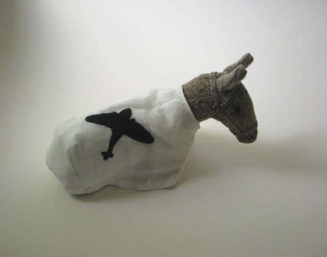 Paulina-Temmes-textile-artist-animal-sweater-peaceful-soft-sculpture