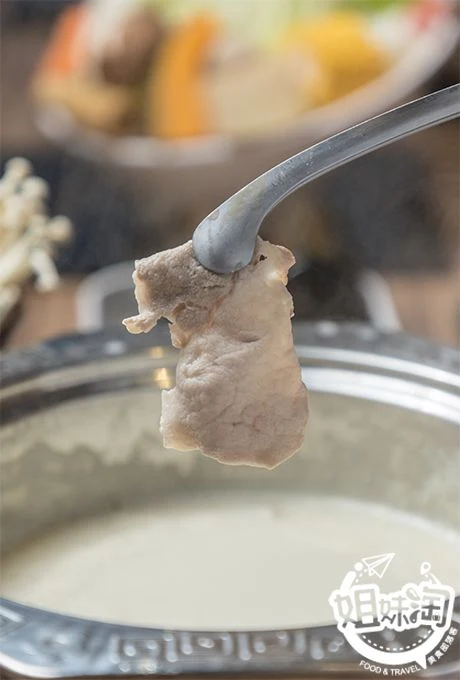 高雄 左營 推薦 美食 火鍋 小火鍋 涮涮鍋 個人鍋 參鈷咚 獨家 左營區 蓮池潭