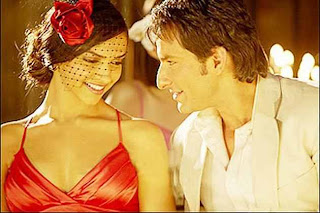 Deepika, Saif team up again for 'Cocktail'