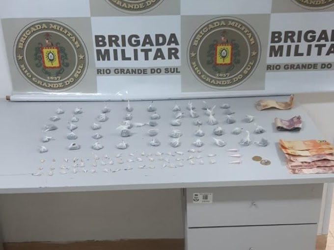 GRAVATAÍ | Brigada Militar realiza duas prisões e apreende mais de 150 porções de drogas