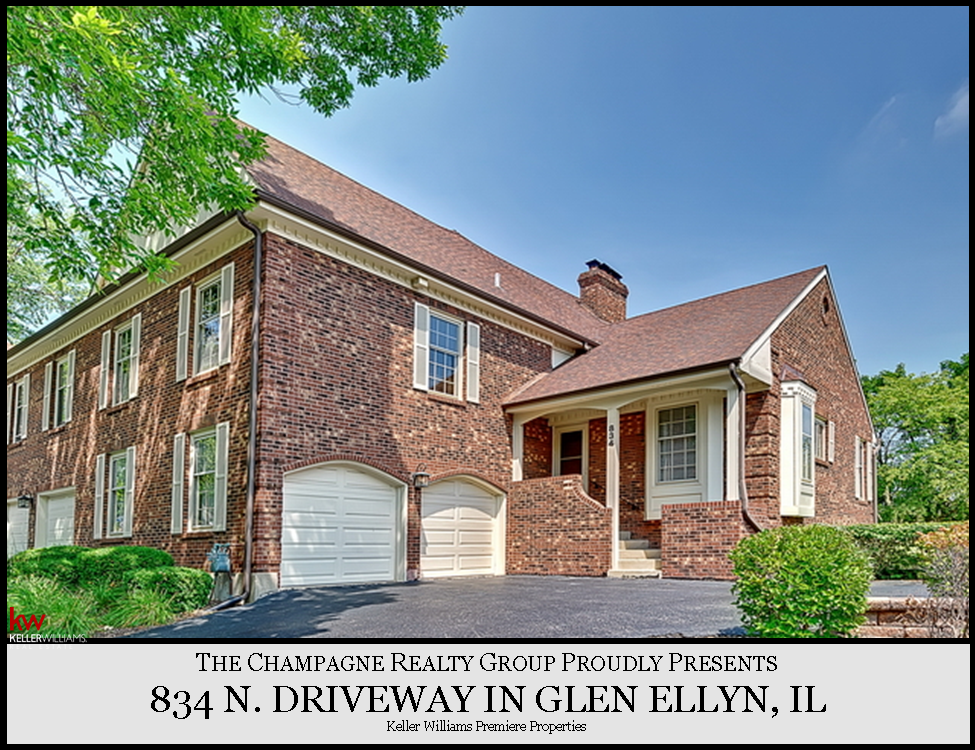  834 N Driveway in Glen Ellyn