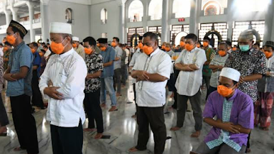 Pemprov Jatim Akhirnya Izinkan Masjid Gelar Salat Idul Fitri, Ini Syaratnya   