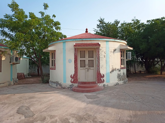 A small circular hut for accommodation from Dholavira Tourism Resort