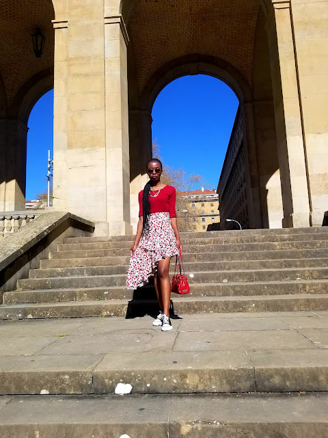 Assymmetrical Skirt Outfit For The Perfect Casual Look