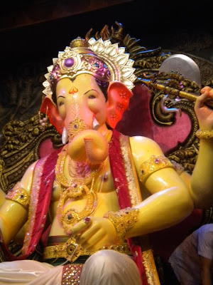 Lalbaugcha Raja 2011 Photos