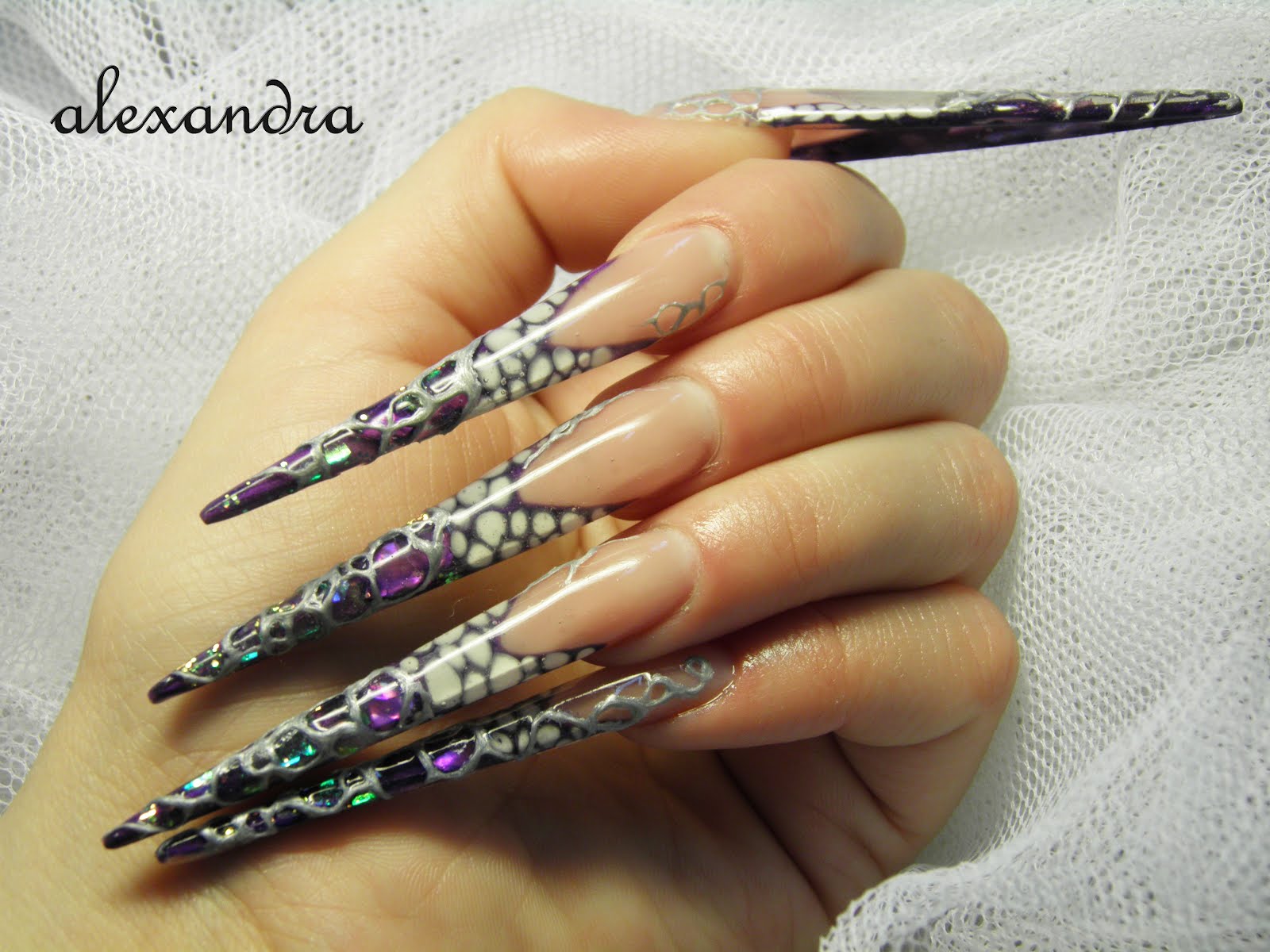 Nail art: Stiletto nail art