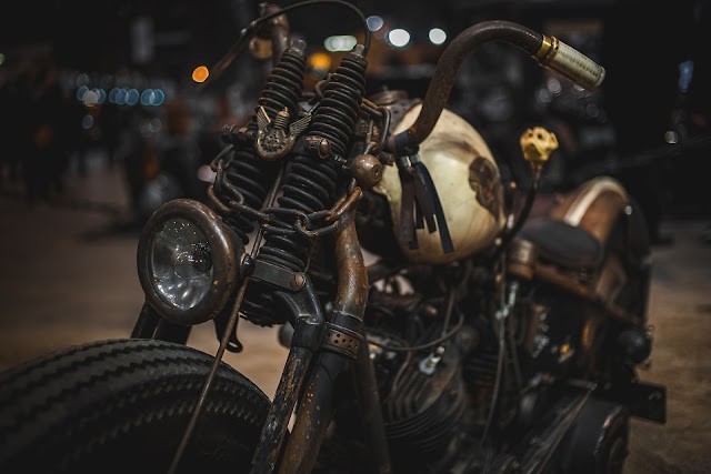 La moto a vapor steampunk Nº1 que cautivo a los usuarios de facebook