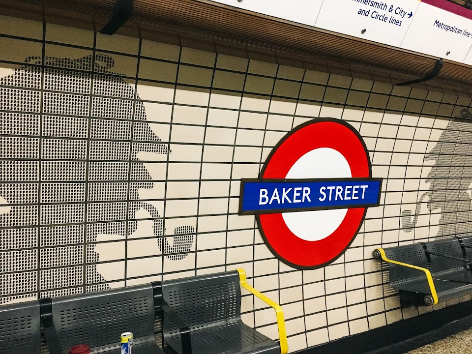 ベーカー・ストリート駅（Baker Street tube station）