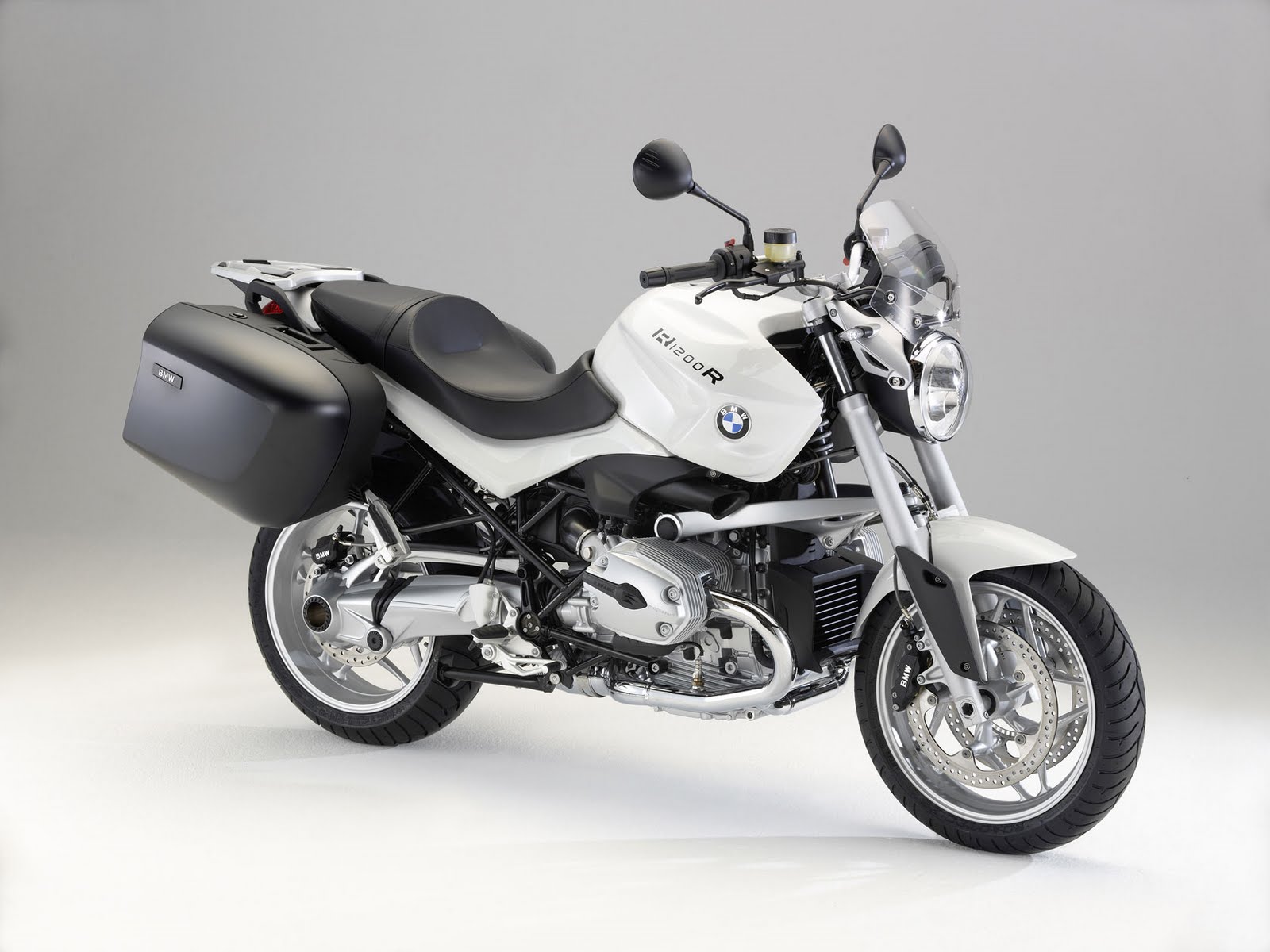 ... substantial long-distance travel, the R1200R Touring Edition features