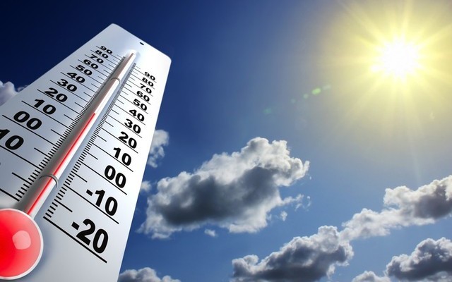 درجات الحرارة المسجلة في الولايات بزيادة 10 درجات عن المعدلات الطبيعية !
