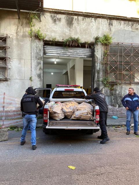 Polícia Civil realiza incineração de 4 toneladas e meia de drogas retiradas de circulação da região da Baixada Santista e Vale do Ribeira