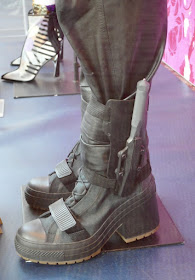 Huntress costume boots Birds of Prey movie