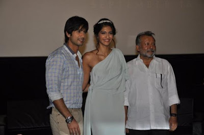 Shahid Kapoor And Sonam Kapoor At Mausam Trailer Launching Party