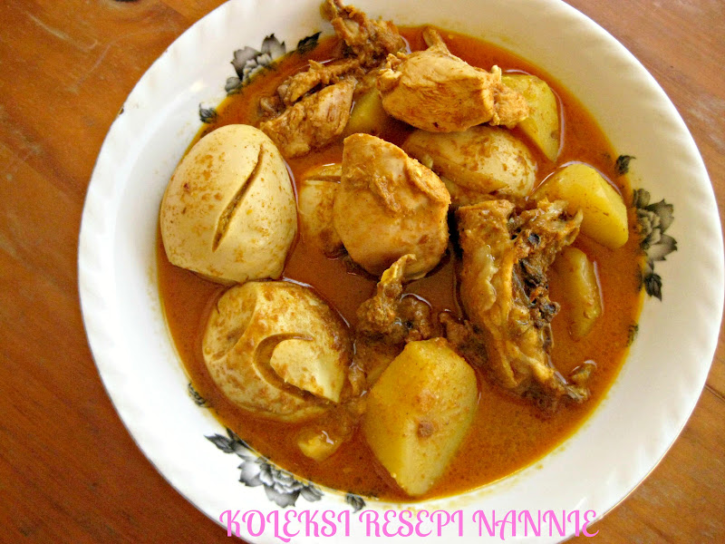 RESEPI NENNIE KHUZAIFAH: KARI AYAM n TELUR